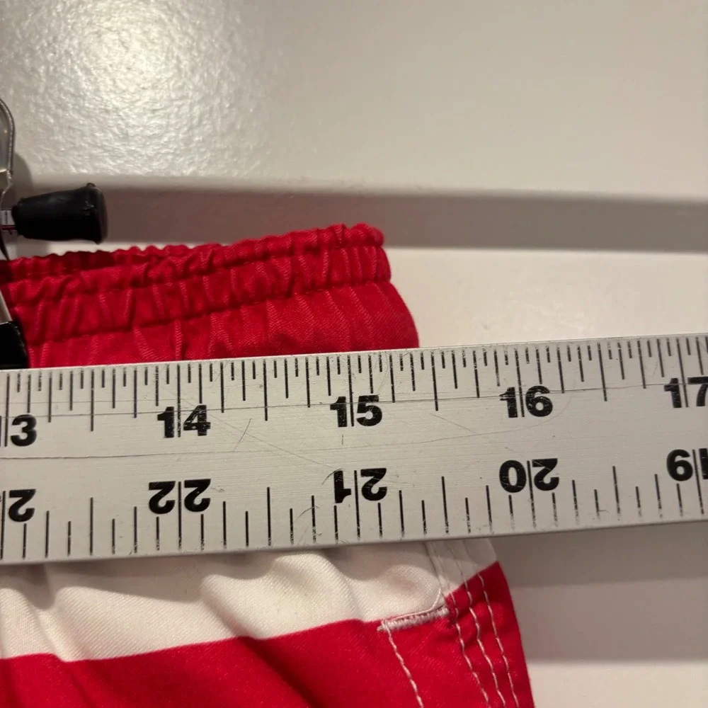 Vineyard Vines Boys XL 18 Swim Trunks American Flag Whale Red White Blue Shorts